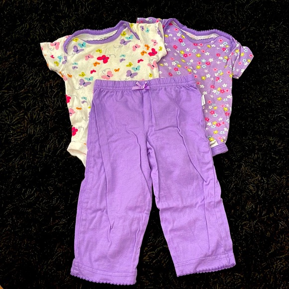 2 onesie & 1 pant set - Picture 1 of 1